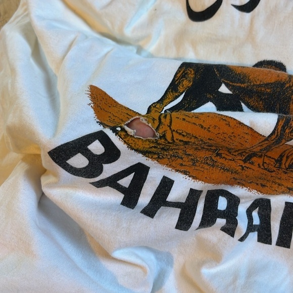 Vintage Baraka Bahrain Tee - Picture 10 of 11